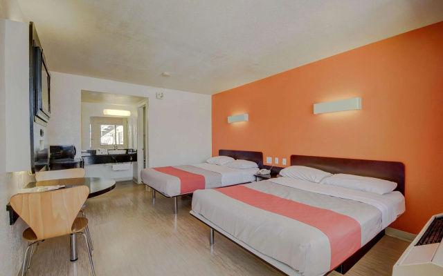 photo 3 of Motel 6 San Antonio, TX - Fort Sam Houston