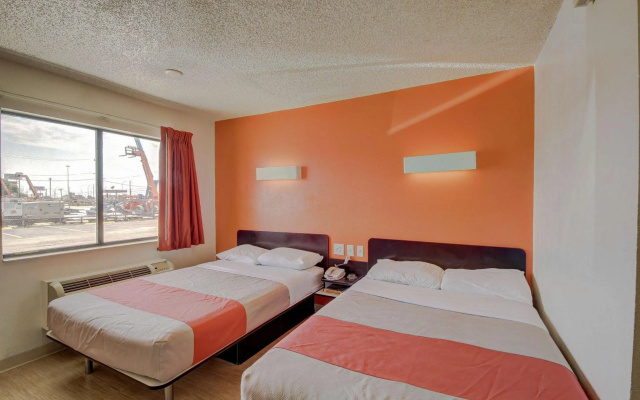 photo 4 of Motel 6 San Antonio, TX - Fort Sam Houston