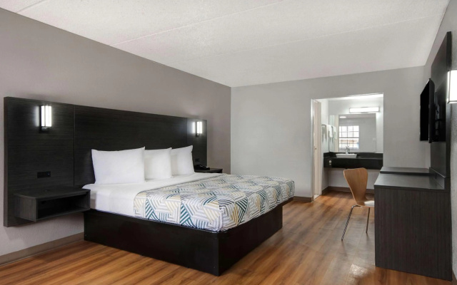 photo 2 of Motel 6 San Antonio, TX - Northwest Medical Center