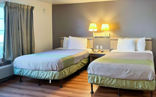 photo 5 of Motel 6 Belmont, CA - San Francisco - Redwood City