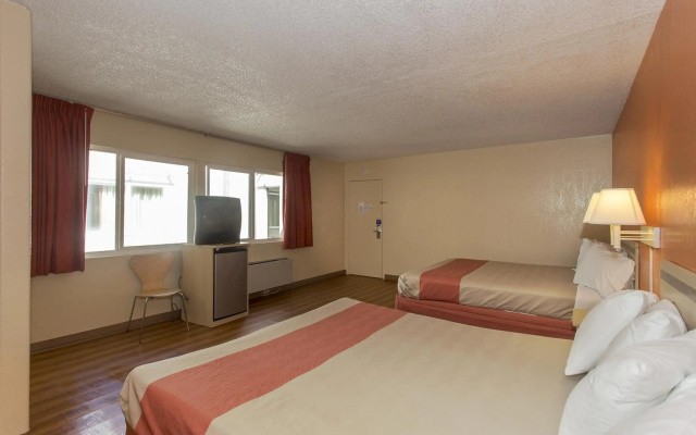 photo 5 of Cathedral Hill Hotel