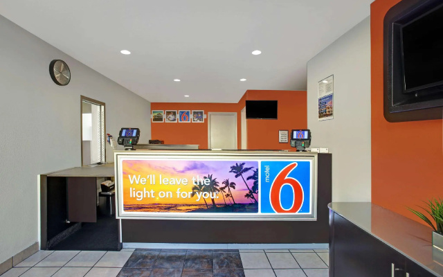 photo 2 of Super 8 by Wyndham Santa Clara