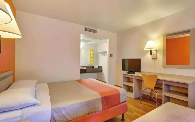 photo 5 of Motel 6 – Santa Rosa, CA - South