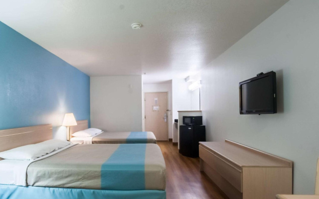 photo 5 of Motel 6 Seaside, OR