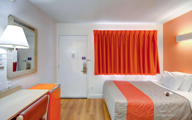 photo 2 of Motel 6 Saint George, UT