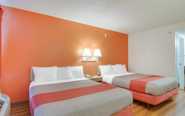 photo 5 of Motel 6 Tacoma, WA - South
