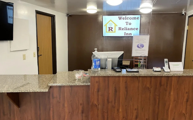 photo 4 of Reliance Inn