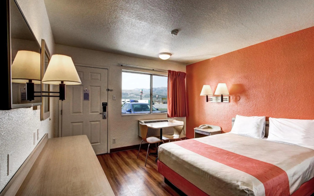 photo 2 of Park Inn by Radisson, Wells