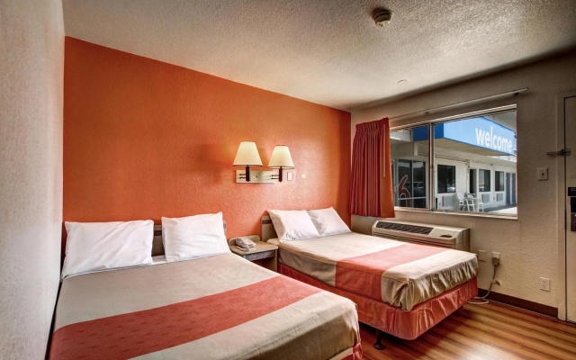 photo 3 of Park Inn by Radisson, Wells