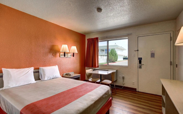 photo 4 of Park Inn by Radisson, Wells