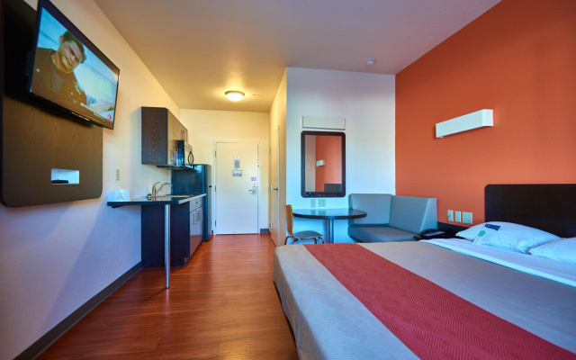 photo 5 of Motel 6 Wilkes Barre, PA - Arena