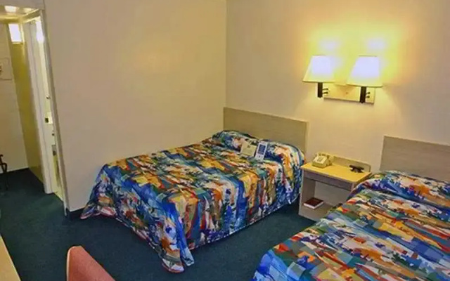 photo 2 of Motel 6 Williamsburg