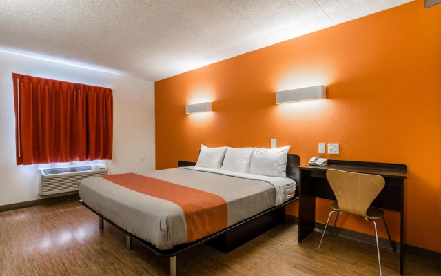 photo 3 of Motel 6 York, NE