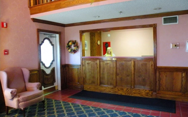 photo 2 of Hotel O Eureka Springs - Christ of Ozark Area