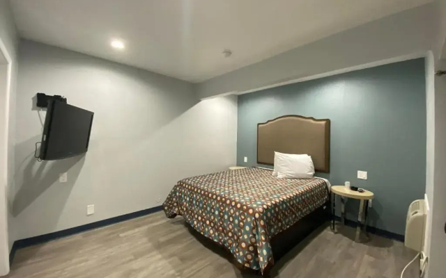 photo 3 of Motel 66 Los Angeles