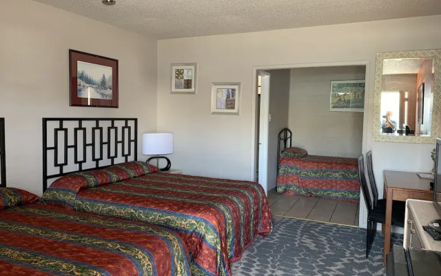 photo 3 of Motel 8 Plus