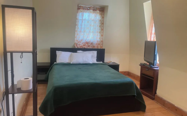 photo 3 of Motel House