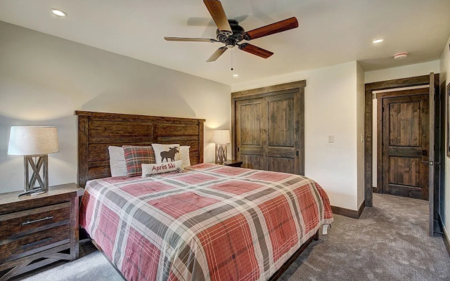photo 3 of Motherlode C9 2 Bedroom Condo by RedAwning