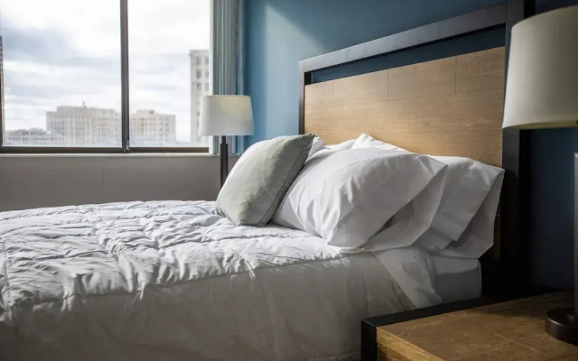 photo 2 of Motor City Suites by Barsala