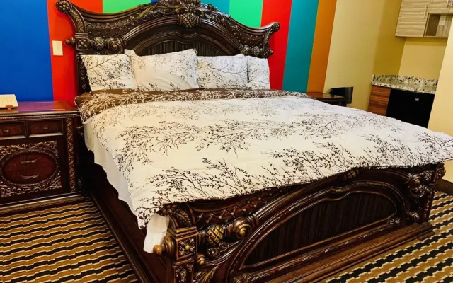 photo 3 of Motorcity Inn