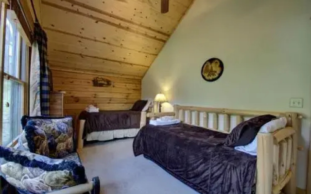 photo 2 of Mountain Aerie Cabin