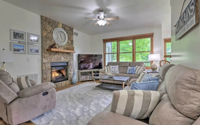 photo 4 of Blue Ridge Mtn Views: Condo w/ Furnished Balcony