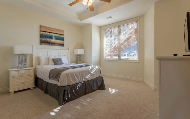 photo 5 of Mountain Breeze 2 Bedroom Condo by Redawning