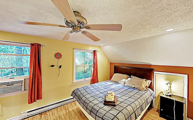 photo 3 of Mountain By Chimney Rock State Park & Lake 4 Bedroom Home