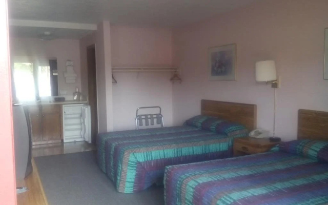 photo 4 of Mountain Country Inn