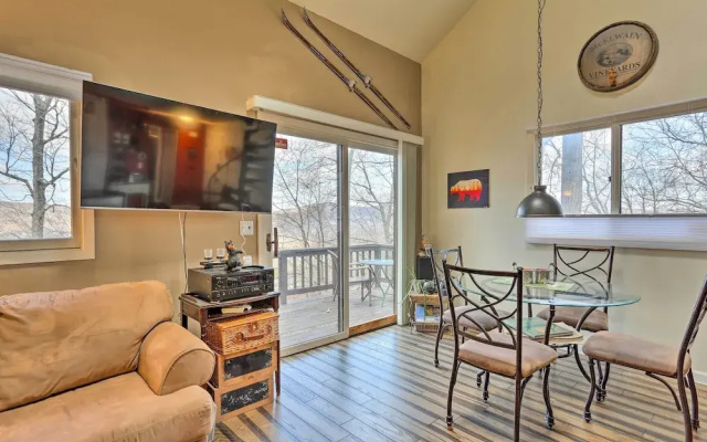 photo 3 of Mountain Creek Condo w/ Grill: Walk to Lifts!