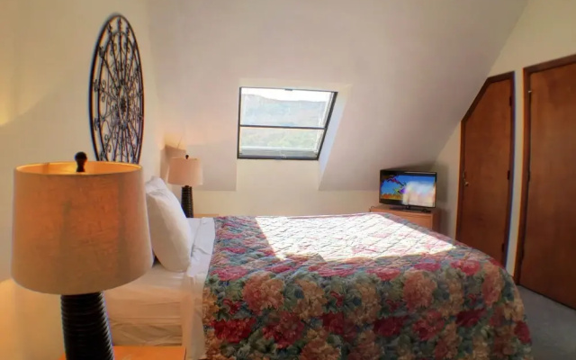 photo 3 of Mountain Green Resort By Killington VR - 3 Bedrooms