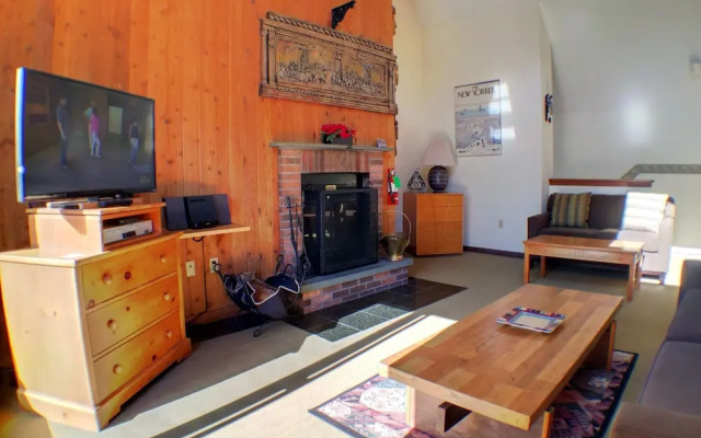 photo 4 of Mountain Green Resort By Killington VR - 3 Bedrooms