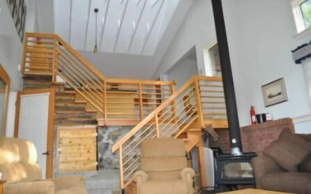 photo 5 of Mountain High 2 Bedroom Holiday Home By Pinon Vacation Rentals