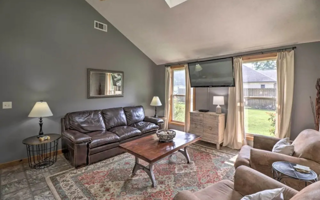photo 3 of Mountain Home Cottage w/ Deck on White River!