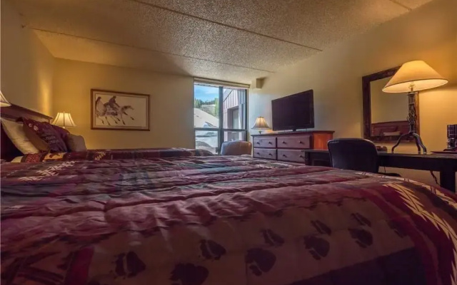 photo 2 of Mountain Plaza Condominium 627 - 2 Br Condo