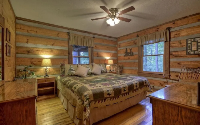 photo 2 of Mountain Retreat