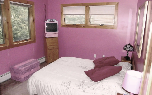 photo 3 of Mountain Sports Inn