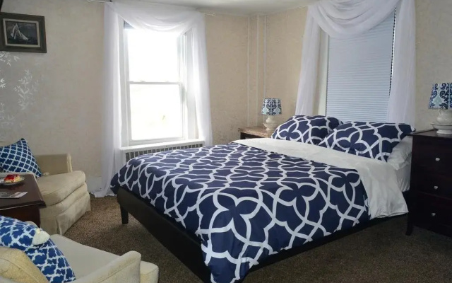 photo 2 of Mountain Treasure B&B