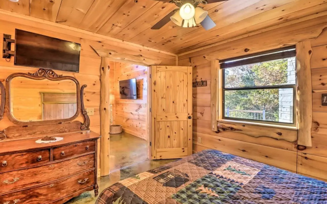 photo 3 of Mountain View Hideaway w/ Outdoor Fireplace!