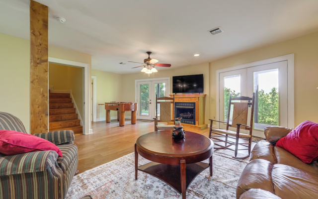 photo 2 of Mountain View Home: Hike, Raft, Golf + More!