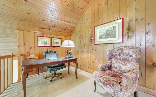 photo 3 of Mountain View Home: Hike, Raft, Golf + More!