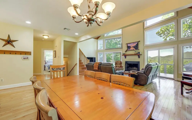 photo 5 of Mountain View Home: Hike, Raft, Golf + More!
