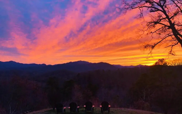 photo 2 of Mountain View Retreat