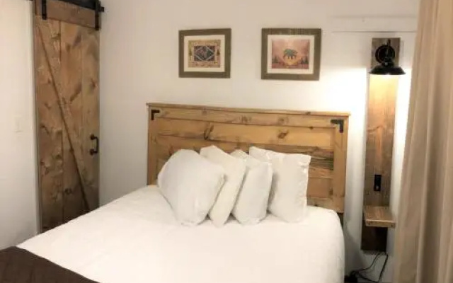 photo 2 of Mountain View RV Park & Guesthouse Motel
