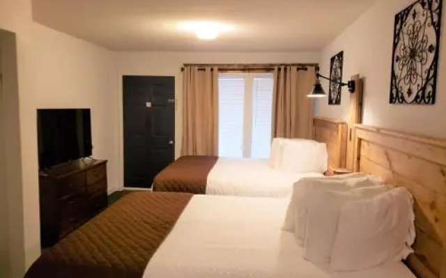 photo 5 of Mountain View RV Park & Guesthouse Motel