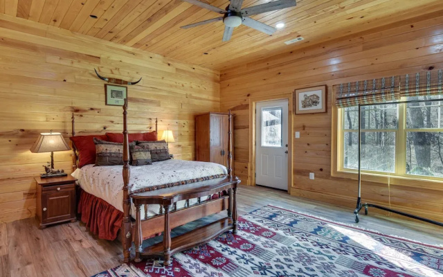 photo 4 of Mountain-view Cabin ~ 2 Mi to Downtown Clayton!