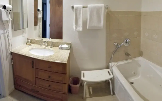 photo 4 of Mountainwood 103 By Peak Property Management
