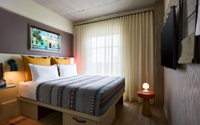 photo 3 of Moxy Charleston Downtown