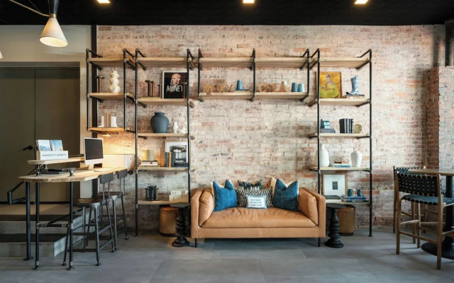 photo 5 of Moxy Columbia Downtown