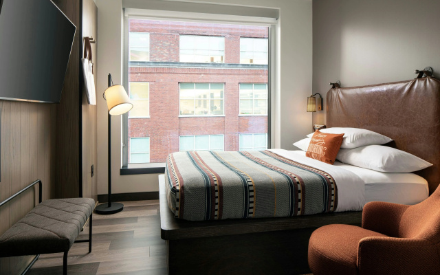 photo 3 of Moxy Louisville Downtown